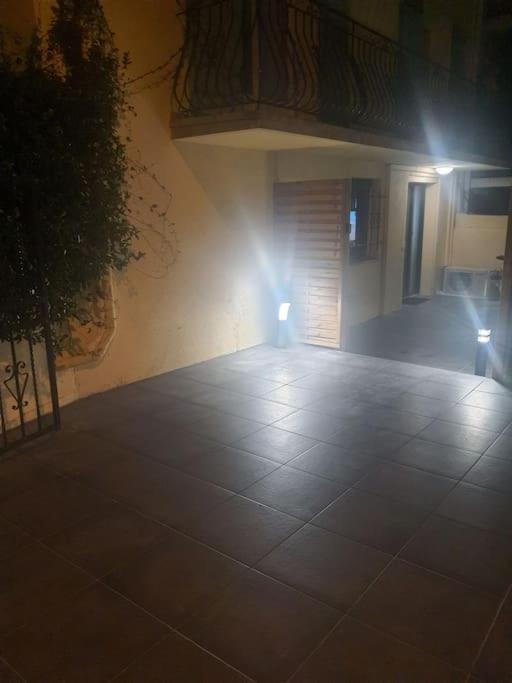 Superbe appartement avec jacuzzi et extérieur Perpiñán Exterior foto