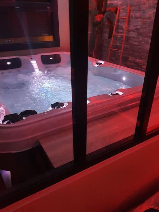Superbe appartement avec jacuzzi et extérieur Perpiñán Exterior foto